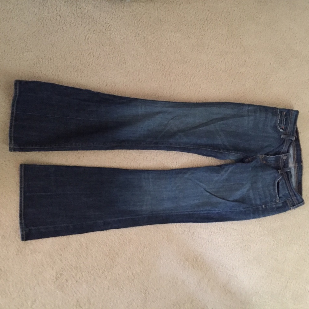 Jeans. Great Condition. Barely Worn - image 1